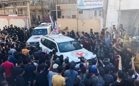 جيش الاحتلال يستلم 7 رهائن في أولى مراحل عملية التبادل برعاية الصليب الأحمر