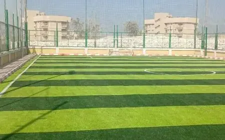 إنشاء ملعب خماسي جديد بمركز شباب بني خالد في المنيا يعزز النشاط الرياضي للشباب