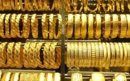 سعر الذهب اليوم الأربعاء 15 أكتوبر 2025 استقرار المعدن الأصفر في محلات الصاغة
