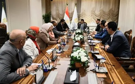 وزير الرياضة يناقش مع رئيس اتحاد القوة إمكانية إدراج اللعبة في دورة الألعاب الأفريقية 2027