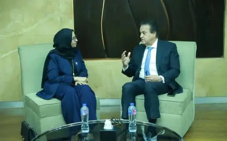 وزير الصحة يجتمع مع نظيرته البحرينية لتعزيز التعاون الصحي وتبادل الخبرات الطبية بين المملكة والبحرين