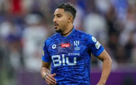 غياب سالم الدوسري عن مواجهة الاتفاق يضع الهلال في أزمة كبيرة