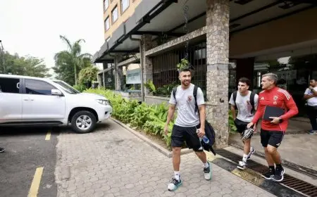 توروب يقدم محاضرة فنية للأهلي قبل مباراته المرتقبة ضد إيجل نوار في بوجومبورا