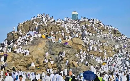 ضوابط وشروط الحج لموسم 1447هـ 2026م للمرافقين لكبار السن فوق 75 عاماً