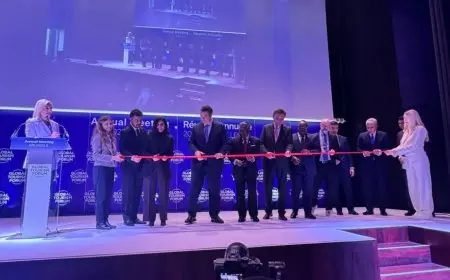 وزير السياحة يفتتح الاجتماع السنوي لمنتدى السياحة العالمي في بروكسل