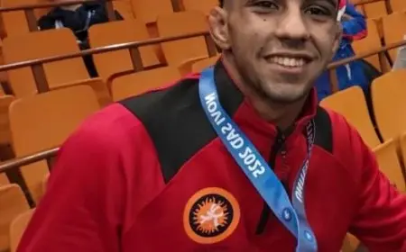 أدهم أيمن يحقق إنجازًا مصريًا ويتوج ببرونزية بطولة العالم للمصارعة في صربيا