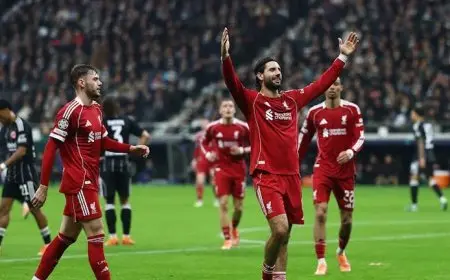 ليفربول يحقق انتصارا ساحقا على آينتراخت فرانكفورت ويستعيد توازنه في دوري أبطال أوروبا