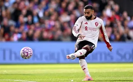 محمد صلاح قد يغادر إلى الدوري السعودي بعد الأزمة مع سلوت