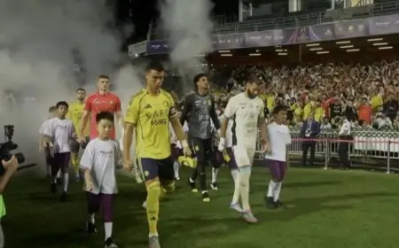 التشكيل الرسمي لفرقا الاتحاد والنصر في قمة كأس الملك