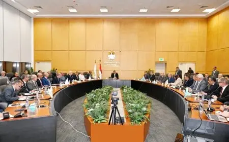 وزير الإسكان يراقب تقدم مشروعات المياه في إطار حياة كريمة بمحافظتي الفيوم والمنيا