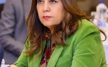 وزيرة التنمية المحلية تعلن عن تغييرات مهمة بتعيين ونقل 164 قياديا محليا من بينهم 5 سكرتيري عموم و10 مساعدين