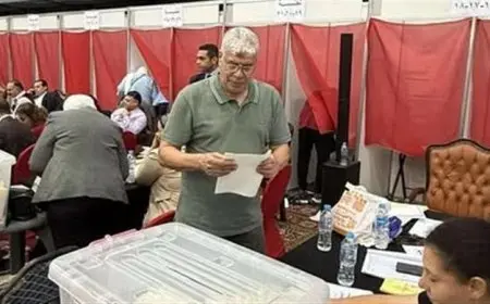 أحمد شوبير يشارك في تصويت انتخابات النادي الأهلي ويؤكد على أهمية المشاركة الفعالة
