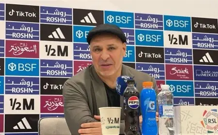 نور الدين بن ذكري مدرب الجزائر يقترب من تولي قيادة نادي الزمالك