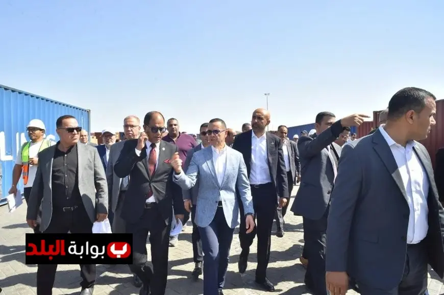 وزير الاستثمار يزور ميناء العين السخنة ويشرف على تقدم العمل في نظام الفحص المشترك