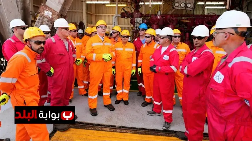وزير البترول يزور الحفار البحري استعدادًا لحفر بئر جديدة لشركة إيني الإيطالية
