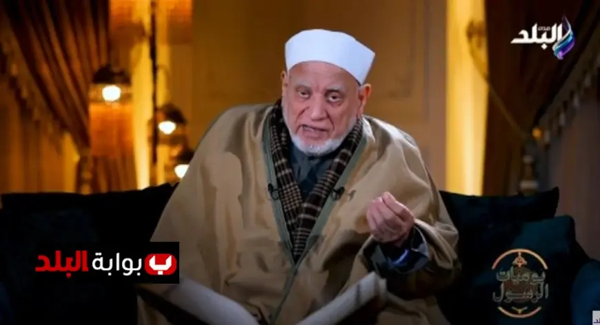 دعوات محبي الدكتور أحمد عمر هاشم بعد أزمة صحية مفاجئة تصيب صفحته الرسمية