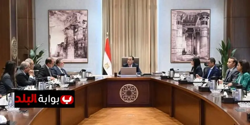 رئيس الوزراء يعزز جهود لجنة إدارة الدين العام الخارجي وتنظيم الاقتراض لتحقيق الاستقرار المالي
