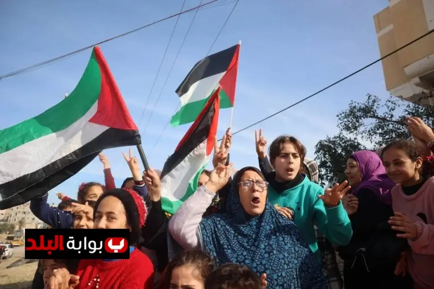احتفالات jubilante في شوارع غزة بعد وقف الحرب وهتافات شكر للرئيس السيسي والجيش المصري