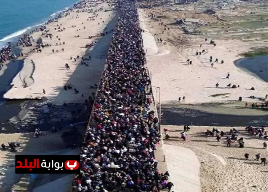 آلاف الفلسطينيين يعودون إلى شمال غزة وسط زينة الأعلام المصرية
