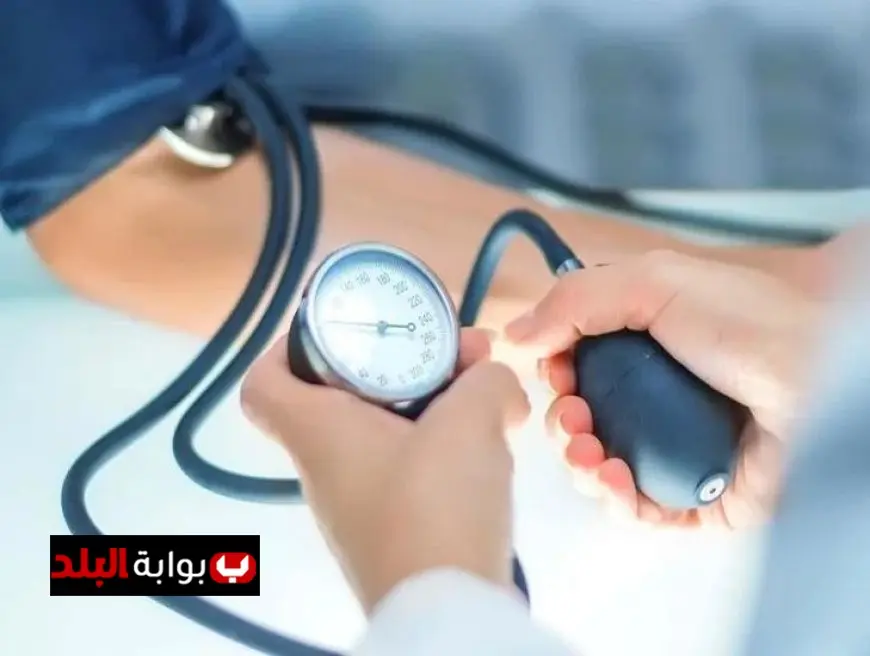 حسام موافي يكشف كيف يؤثر انخفاض ضغط الدم المفاجئ على صحة الكلى ويعرض فيديو يوضح ذلك