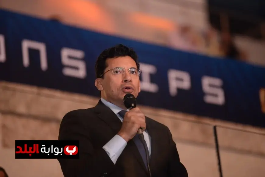 وزير الرياضة يراقب التحضيرات للجمعية العمومية للنادي الأهلي