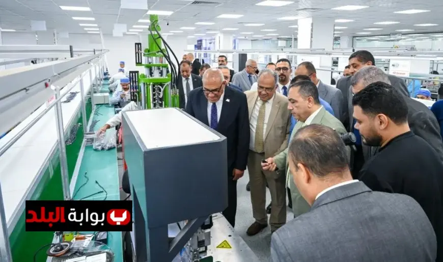 رئيس العربية للتصنيع يجري جولة تفقدية لتوسعات مصنع الإلكترونيات قبل الافتتاح الرسمي