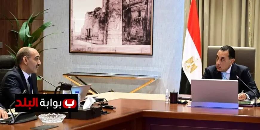 رئيس الوزراء يناقش مع رئيس وكالة الفضاء آخر مستجدات البرنامج الوطني للفضاء وخطط توطين التكنولوجيا