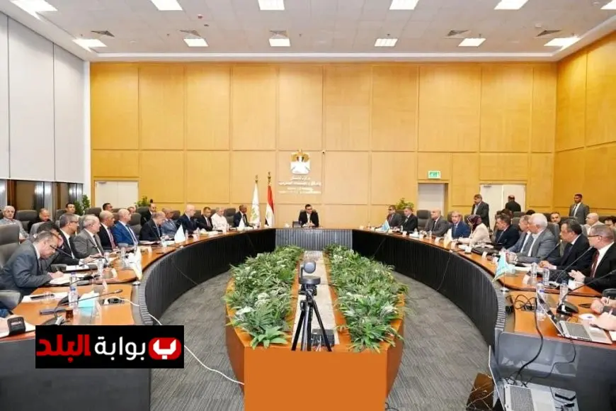وزير الإسكان يراقب تقدم مشروعات المياه في إطار حياة كريمة بمحافظتي الفيوم والمنيا