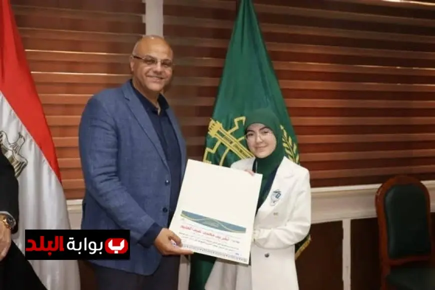 محافظ القليوبية يكرم بسملة وتغريد الفائزتين في تحدي القراءة العربي