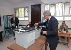 وزير السياحة والآثار يشارك في التصويت خلال انتخابات مجلس النواب