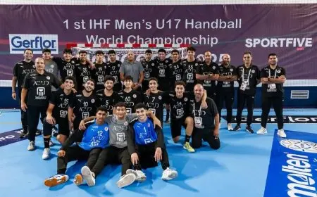 بعثة منتخب الناشئين لكرة اليد تصل القاهرة مساء اليوم بعد تحقيق إنجاز فضية المونديال