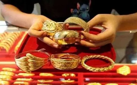 تحديث مفاجئ حول سعر الذهب اليوم الإثنين 3 نوفمبر 2025 وسعر عيار 21 في الوقت الحالي