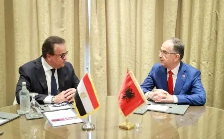 وزير الصحة يناقش مستقبل التعاون الصحي مع رئيس جمهورية ألبانيا