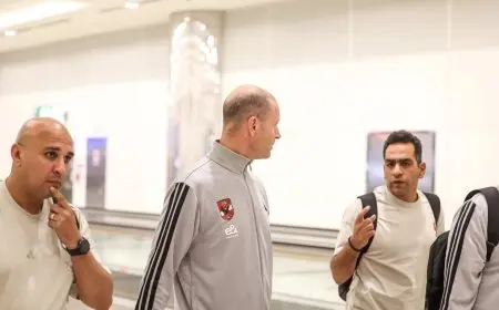 توروب يقدم محاضرة مثيرة للاعبي الأهلي في فندق الإقامة لتعزيز الأداء الرياضي