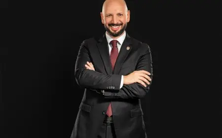 حازم هلال يتولى إدارة مشروع استاد الأهلي الجديد