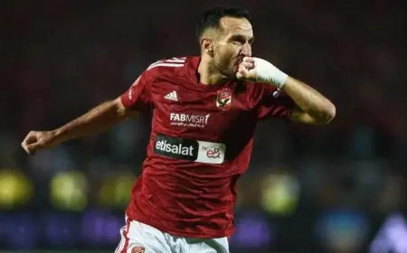 شوبير يكشف تفاصيل مثيرة حول انتقال علي معلول إلى الأهلي