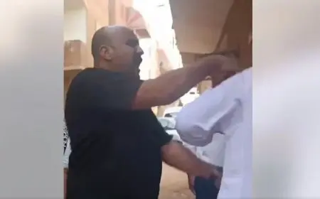 براءة المتهمين في قضية صفع مسن السويس بعد التوصل إلى اتفاق تصالحي