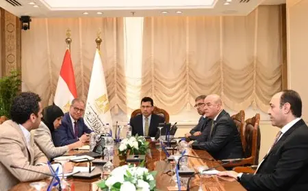وزير الرياضة يجتمع مع رئيس المنظمة المصرية لمكافحة المنشطات لتعزيز جهود مكافحة الغش الرياضي