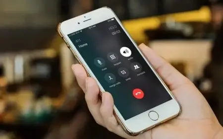 رئيس تنظيم الاتصالات يكشف عن عدم زيادة أسعار المحمول وإطلاق ترددات جديدة في يناير المقبل