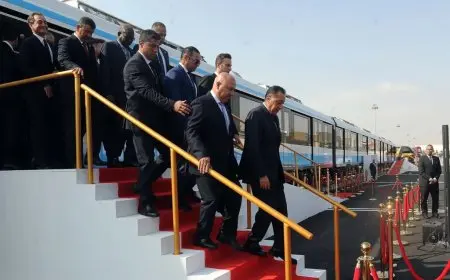 رئيس الوزراء يعلن عن بدء التشغيل التجريبي للقطار الكهربائي السريع