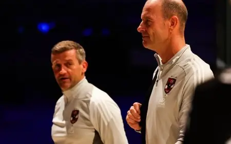 الأهلي يتوجه إلى استاد محمد بن زايد استعدادا لمواجهة الزمالك في نهائي البطولة