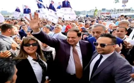 أحمد موسى يقدم جولة أبو العينين في لجان الانتخابات بالجيزة مع حشود شعبية ورسائل دعم ومحبة