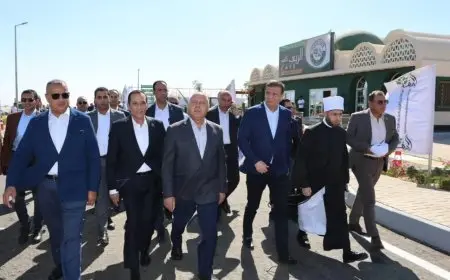 نائب رئيس الوزراء يشهد افتتاح مسجد الريف المصري الجديد وأداء صلاة الجمعة