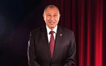 الخطيب يحتفل بنجاح رجال الأهلي بعد الفوز بالسوبر المصري