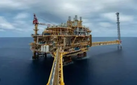 البترول تعلن عن انطلاق إنتاج الغاز من حقل غرب البرلس في البحر المتوسط