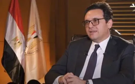 وزير الثقافة يطلع على وضع طلاب أسوان بعد حادث أتوبيس أسبوع أهل مصر في الإسماعيلية