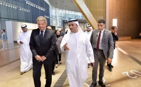 وزير الإعلام البحريني يؤكد أن الحضارة المصرية تأسر العالم وزيارتنا تعكس العلاقات القوية بين الشعبين