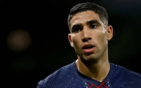 أشرف حكيمي يتألق ويتفوق على صلاح ومرموش في حفل توزيع جائزة الأسد الذهبي