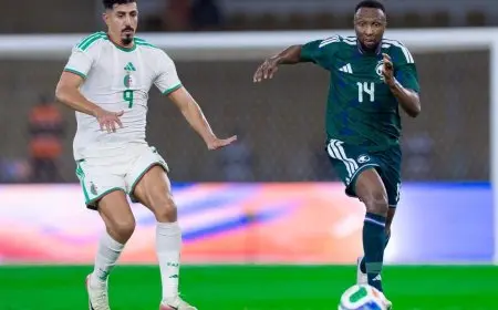 الجزائر تحقق فوزاً مستحقاً على السعودية في مباراة ودية بنتيجة 2-0