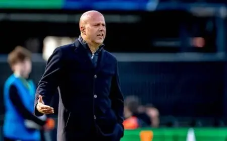 كلوب يكشف عن مفاجأة مدوية حول مستقبل ليفربول في الدوري الإنجليزي